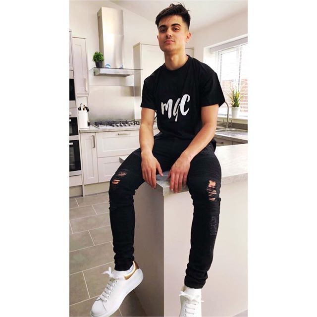 Unisex MGC Big Logo T-shirt